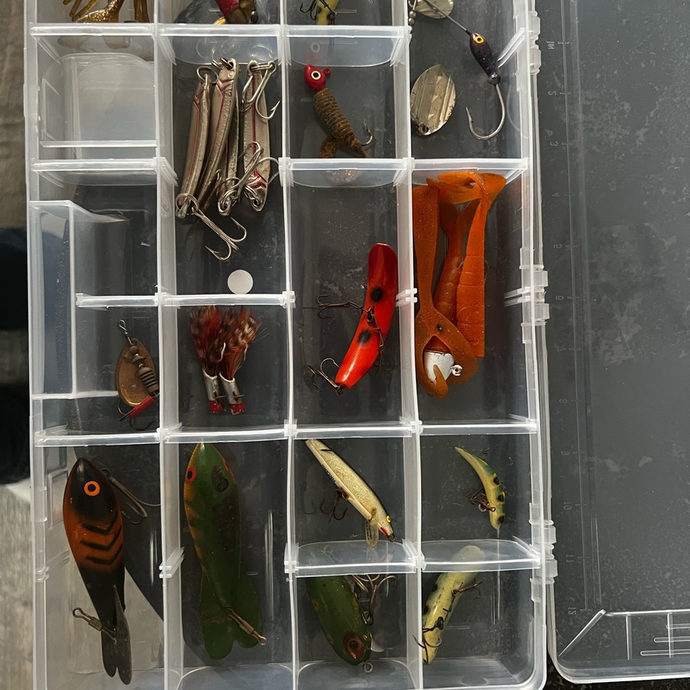 Antique fishing lures